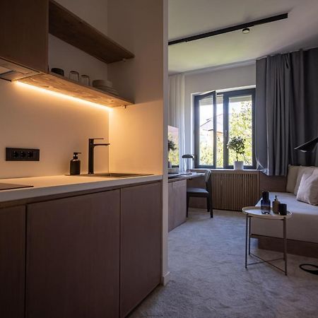 Bloom Suites Pristina Eksteriør billede