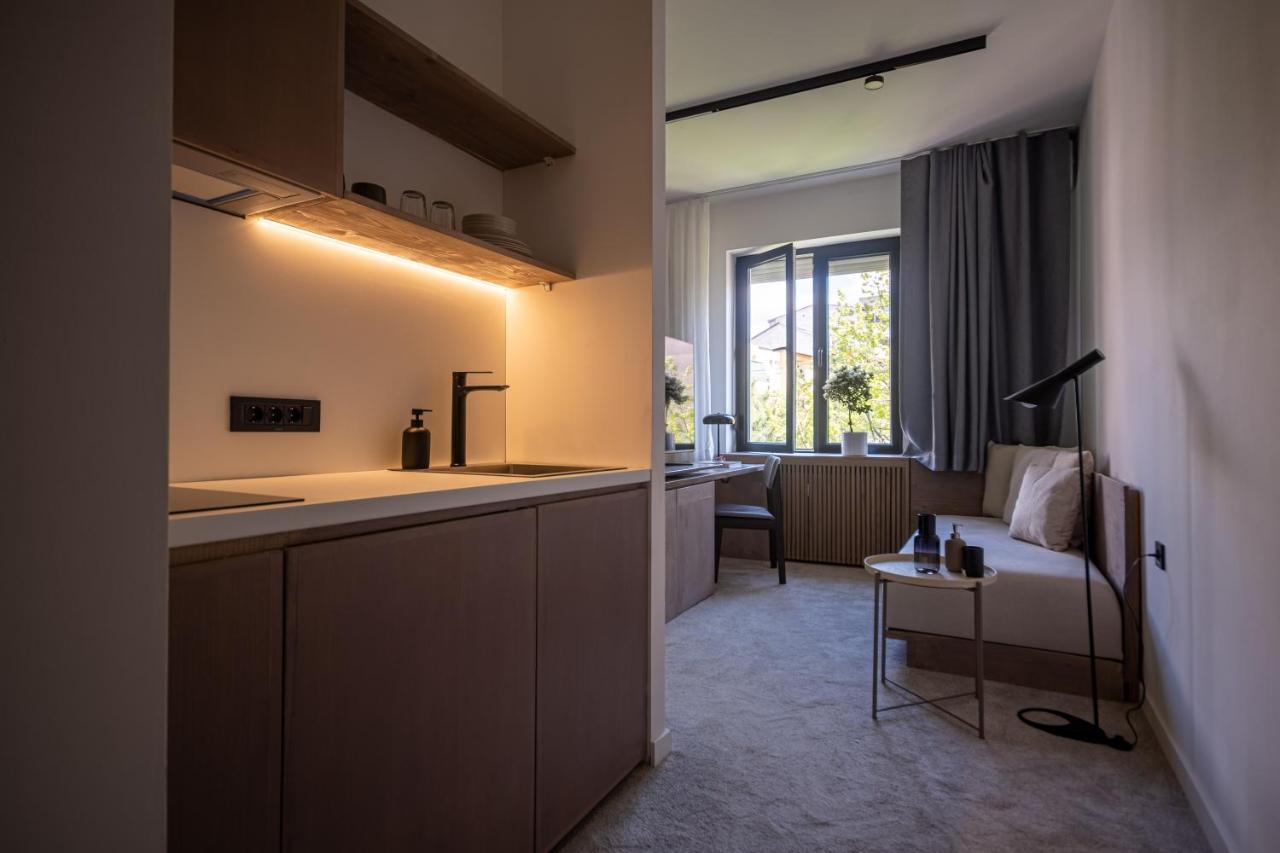 Bloom Suites Pristina Eksteriør billede
